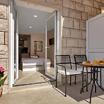 Apartman-studio Meri Μακάρσκα