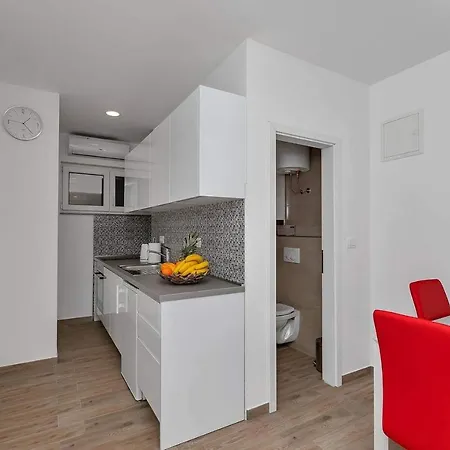 Apartman-studio Meri Apartment